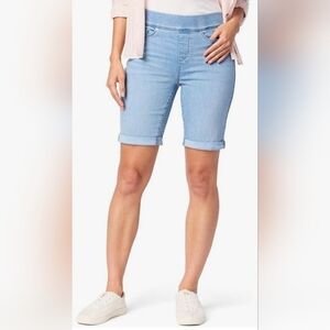 Levi Strauss Gold Totally Shaping Light Blue Women's Bermuda Shorts Pull On 12